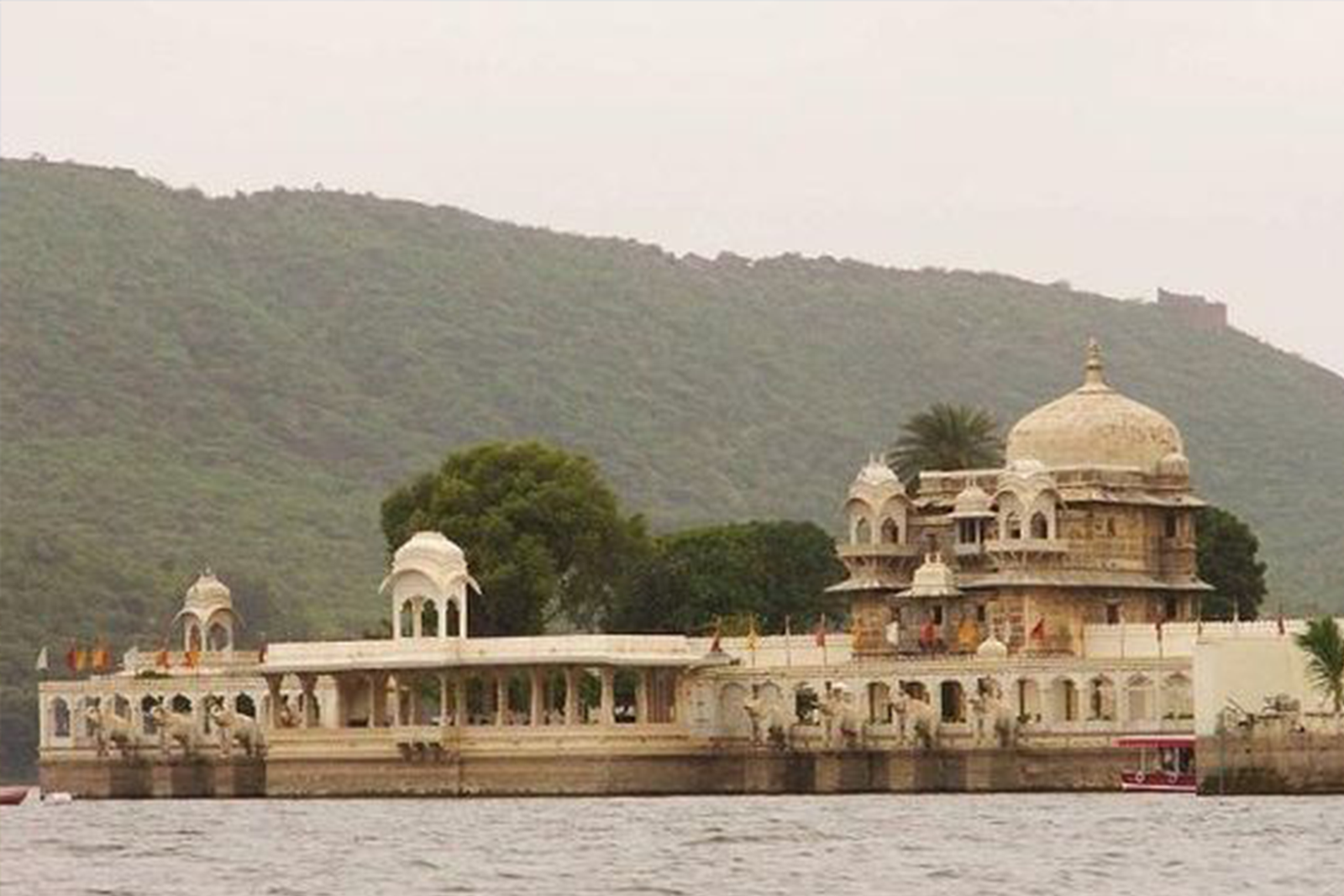 top places to visit in udaipur