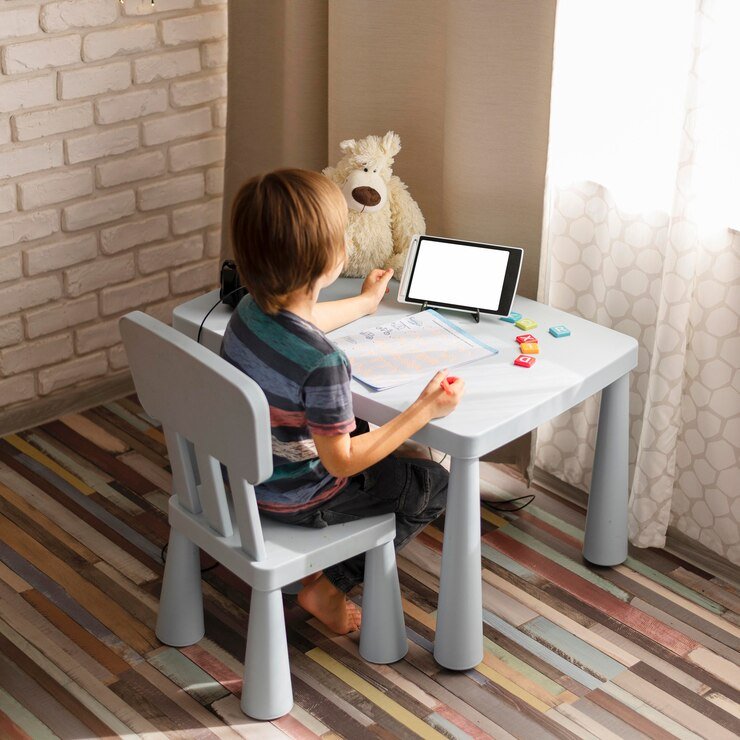 8 Best Study Table for Kids